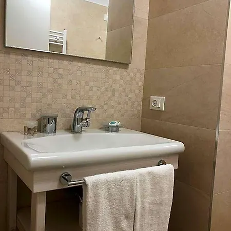 Italia Hotel 3*